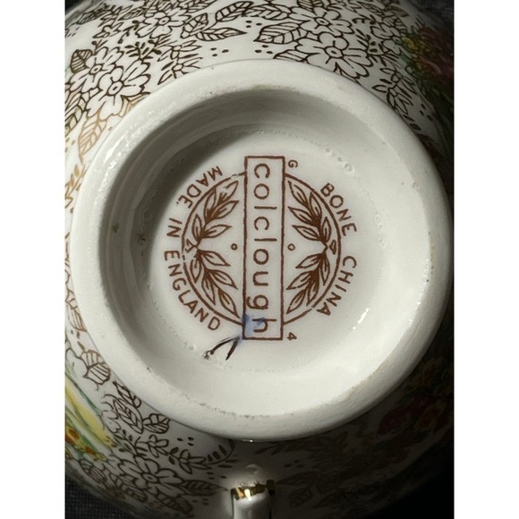 Colclough bone china tea cup. Lady in garden. Floral. Made in England. Beautiful - Picture 5 of 7